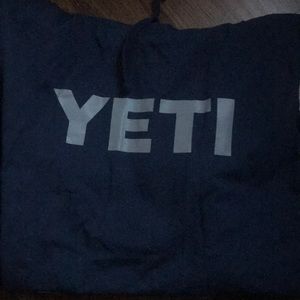 Yeti hoodie size small